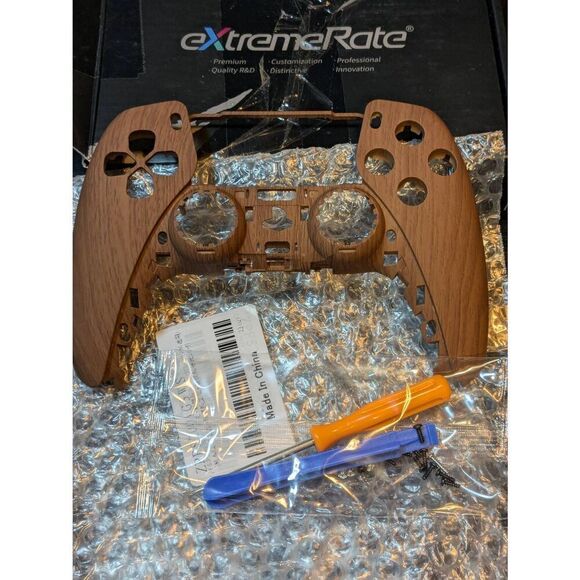 PS5 Extremerates wood grain control cover. NIB - Picture 1 of 6